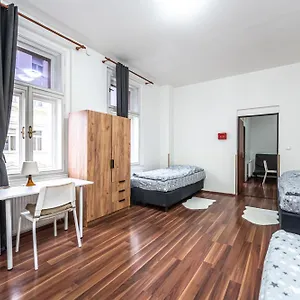  Apartament Kamenicka 23